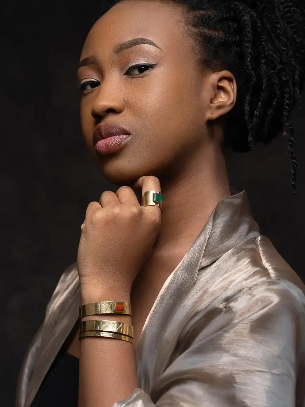 sahelia-creations-bijoux-touareg-ethnique-bagues-colliers-bracelets-argent-bronze-or-recadre