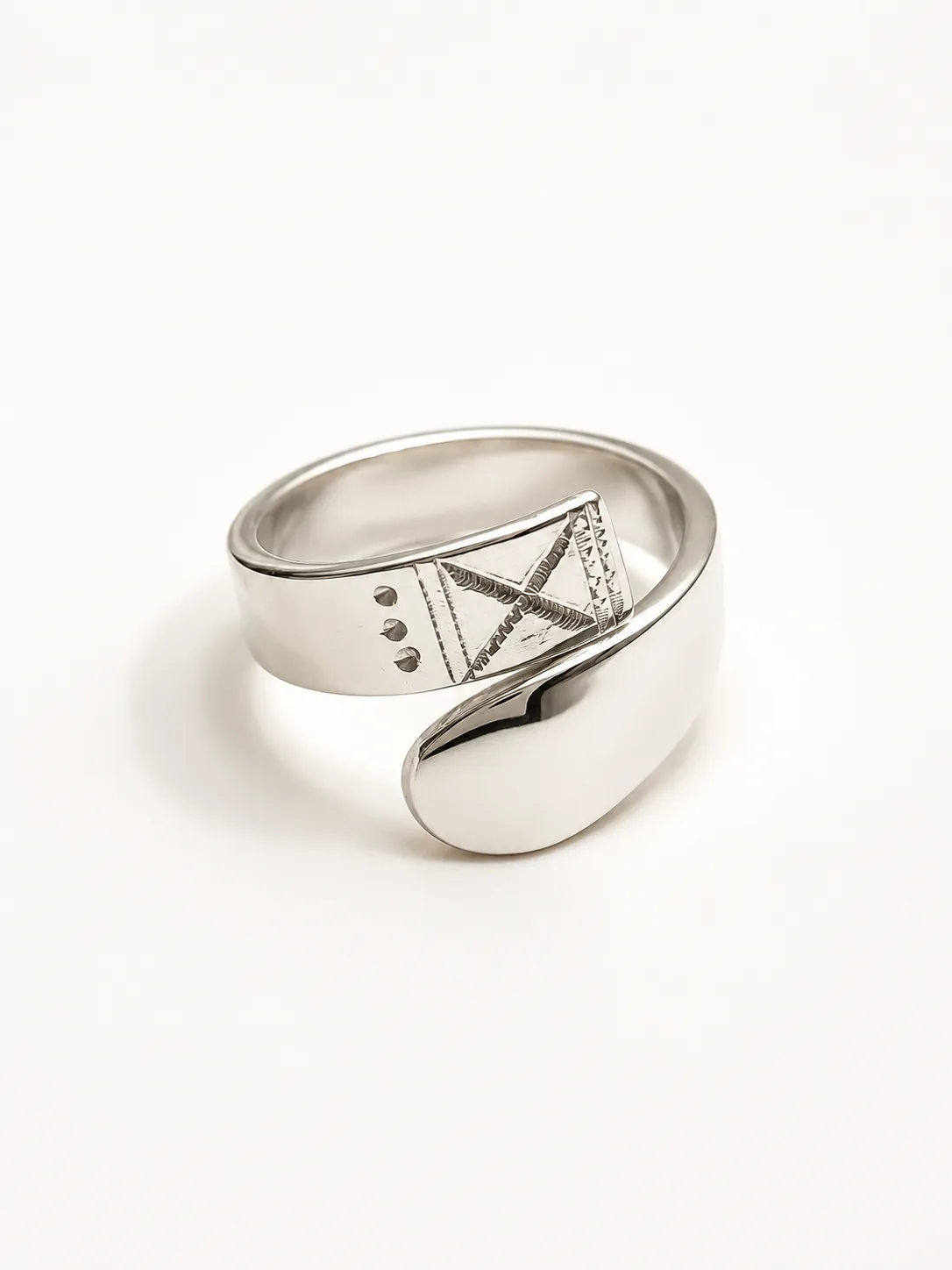 Bague Azalaï en bronze plaqué argent 925, gravures touareg, Sahelia Créations